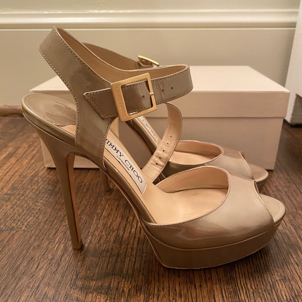 Jimmy Choo Enamelpatent Light Khaki Heels